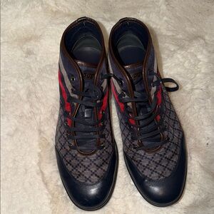 Stylish Men's High-Top Sneakers